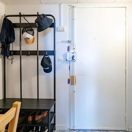 Cosy 2-room Flat - Train Station - Center *